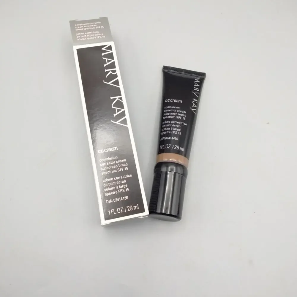 Mary Kay CC Cream Very Deep with Spectrum SPF 15 # 086620 Exp 1/27